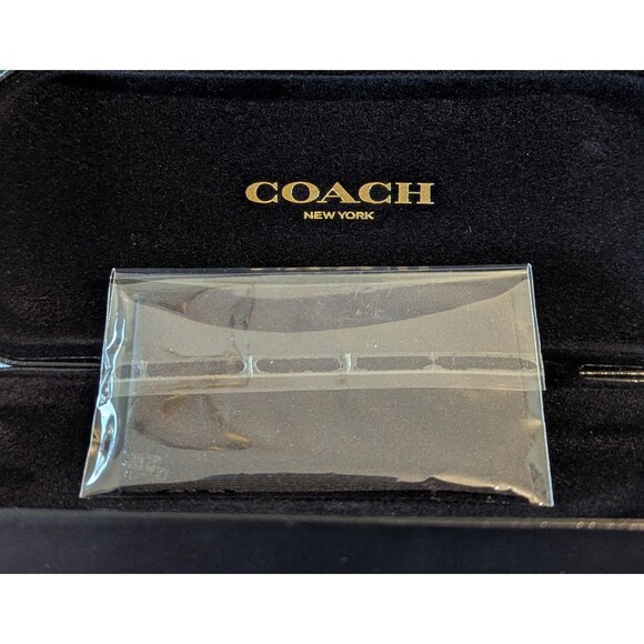 3 Coach Sunglases Hard 6\